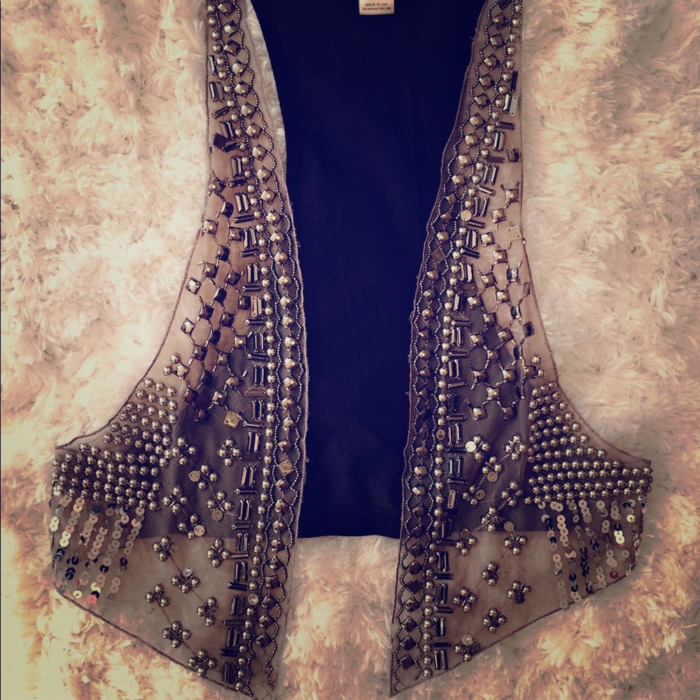 RARE DayTrip small embellished Vest from Buckle
